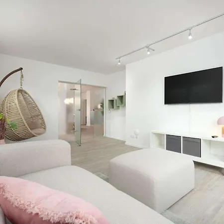 Art-partment Surflounge Лабё